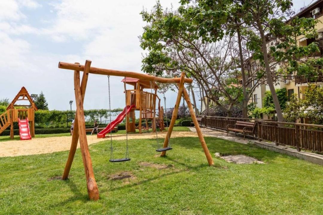 Апартамент Ния, Райска Градина / Garden Of Eden Sveti Vlas Luaran gambar