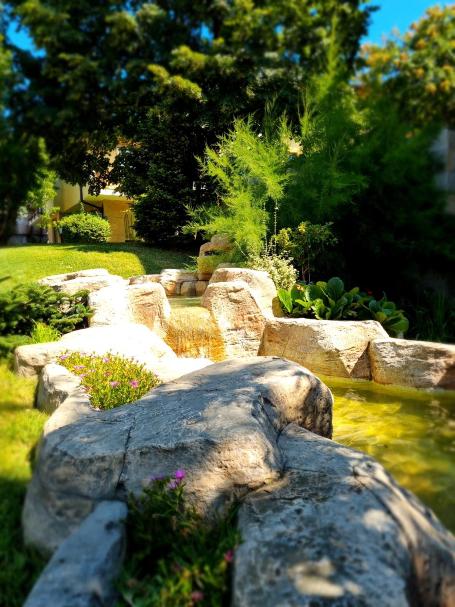 Апартамент Ния, Райска Градина / Garden Of Eden Sveti Vlas Luaran gambar